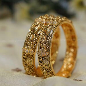 Lakshmi Vilas Temple Bangles