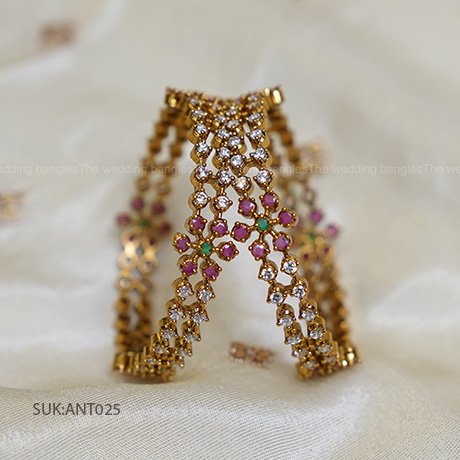 ANT025 ANT025