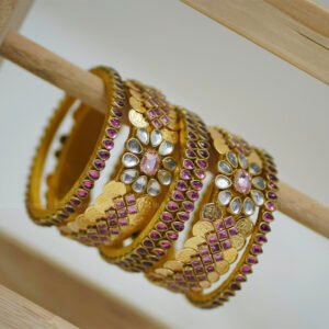 Regal Kundan & Kasu Thread Bangle Set
