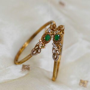 Emerald Grace Kundan Kada