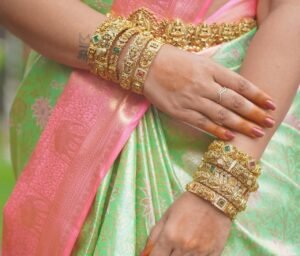 Ratna Glow Heritage Harmony Set