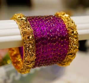 Lakshmi Vilas Magenta Raindrop Temple Set