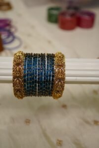 Shrikamala Peacock Blue Raindrop Temple Set