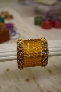 Shrikamala Yellow Raindrop Temple Set